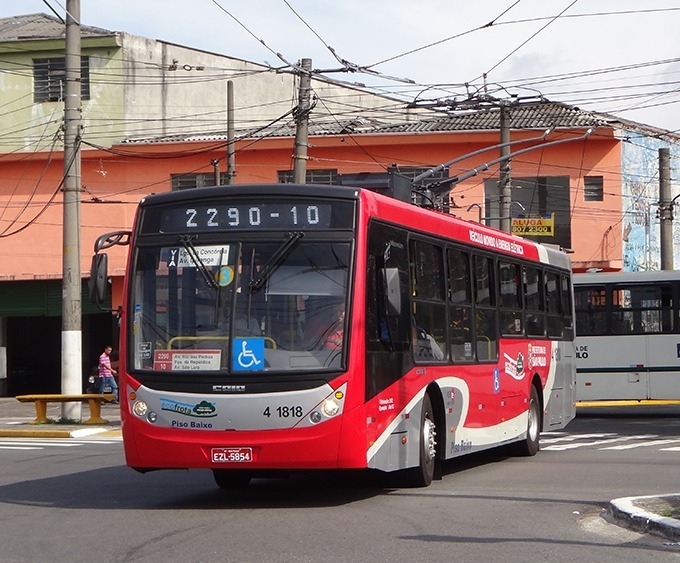 Ônibus atrasado em São Paulo