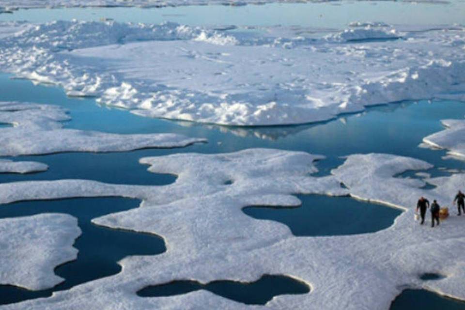 Mudanças climáticas derretem o Ártico