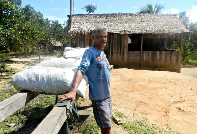 Nenhum Quilombo a menos! Assine a petição!