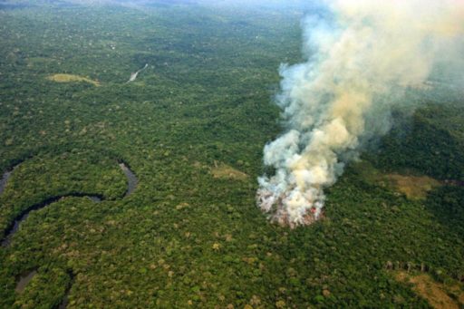 O Brasil continua pegando fogo